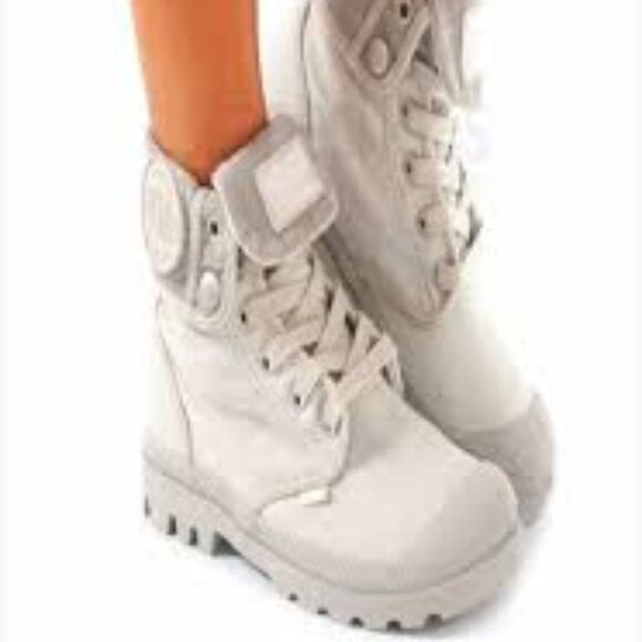 27- NIB- PALLADIUM WOMEN'S PAMPA HI - Picture 9 of 13